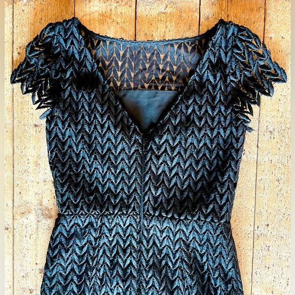 Kay Unger Tatum Black Lace Midi Dress 2 - Picture 7 of 9